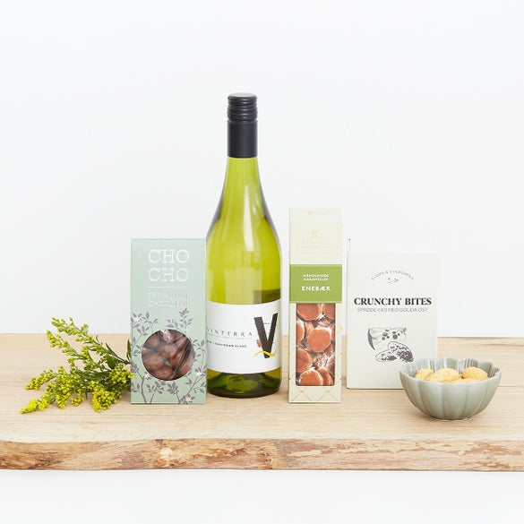 Gavekurv fyldt med fristelser